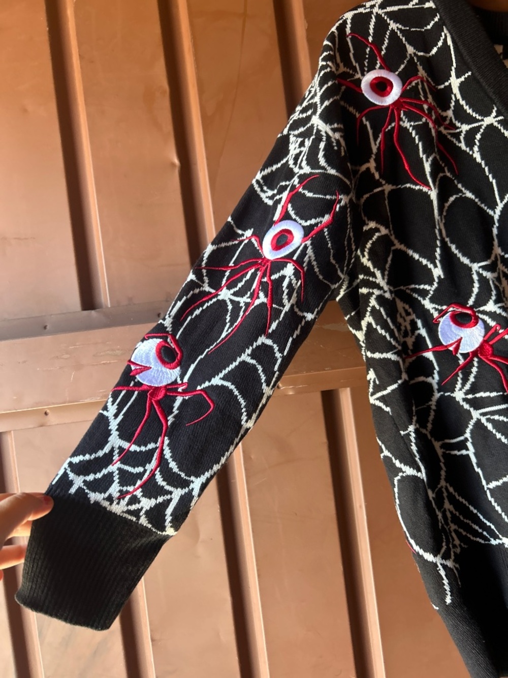 Social Collison Monster Eyeball Spider Halloween Cardigan Women Hot Topic Large - Picture 11 of 14